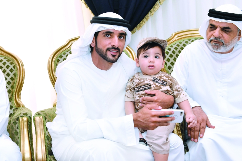 Hamdan bin Mohammed offers his condolences on the death of the martyrs of the nation  