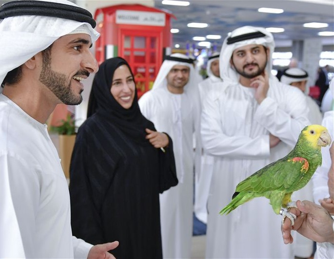 Hamdan bin Mohammed visits Knowledge and Human Development Authority headquarters 