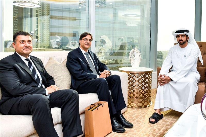  Hamdan bin Mohammed receives Canadian ambassador