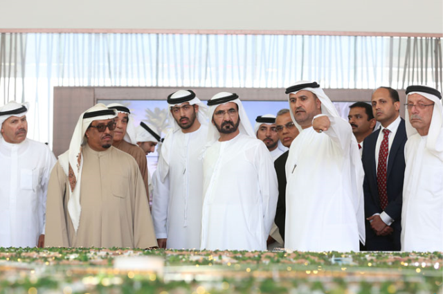 محمد بن راشد يستقبل ببل كلينتون