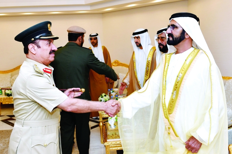 Mohammed bin Rashid receives armed forces officers and UAE approved members of diplomatic corps