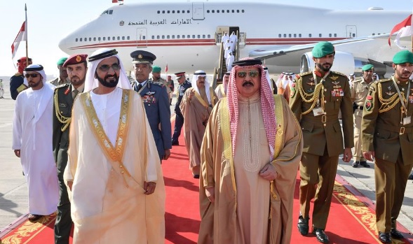 Mohammed bin Rashid arrives in Manama to participate in 37th Gulf summit