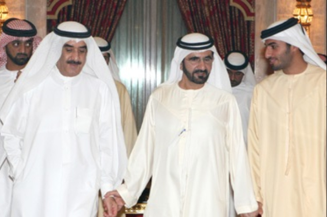 حمدان بن راشد يستقبل القناصل