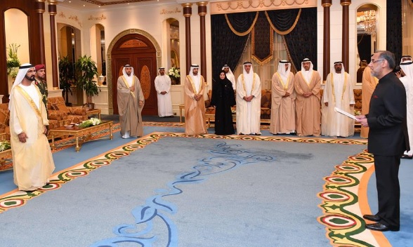 Mohammed bin Rashid receives credentials of Indian, Singaporean ambassadors