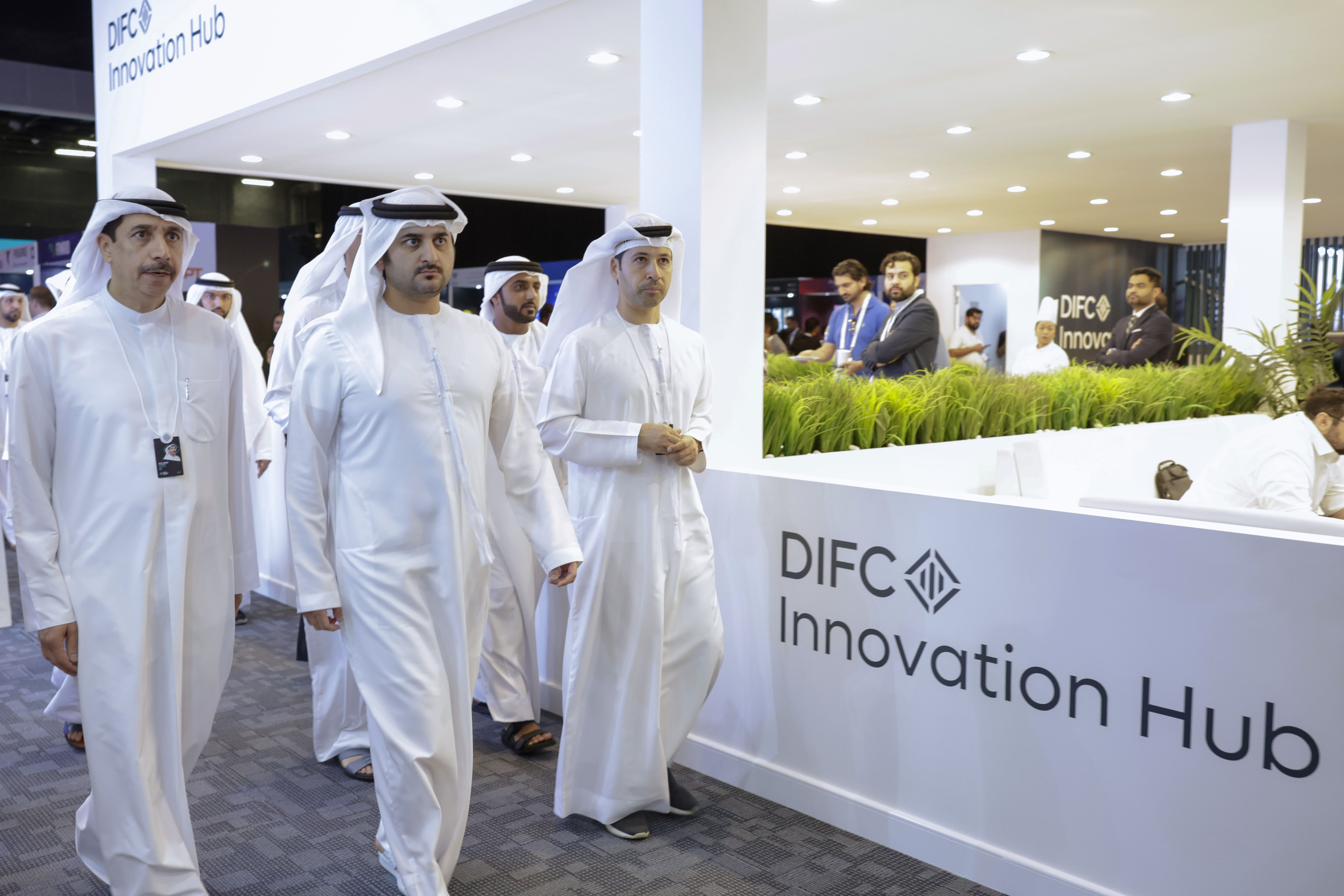 Maktoum bin Mohammed opens inaugural Dubai FinTech Summit