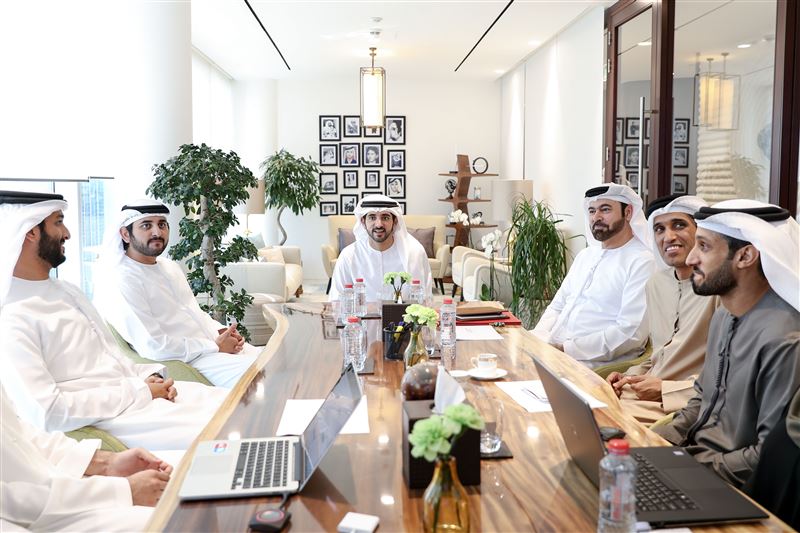 Hamdan bin Mohammed reviews plan and projects of Dubai Future Foundation 2018