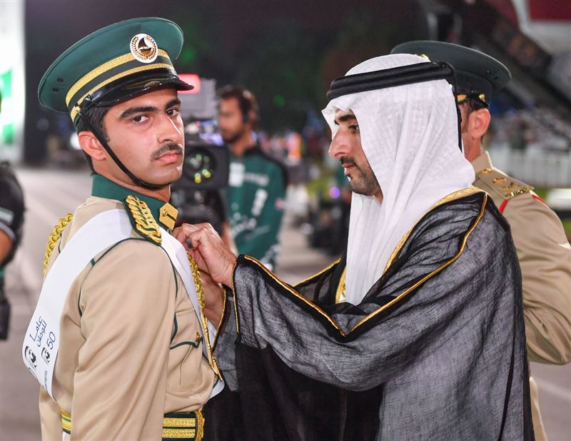 Hamdan bin Mohammed attends Dubai Police Academy graduation 