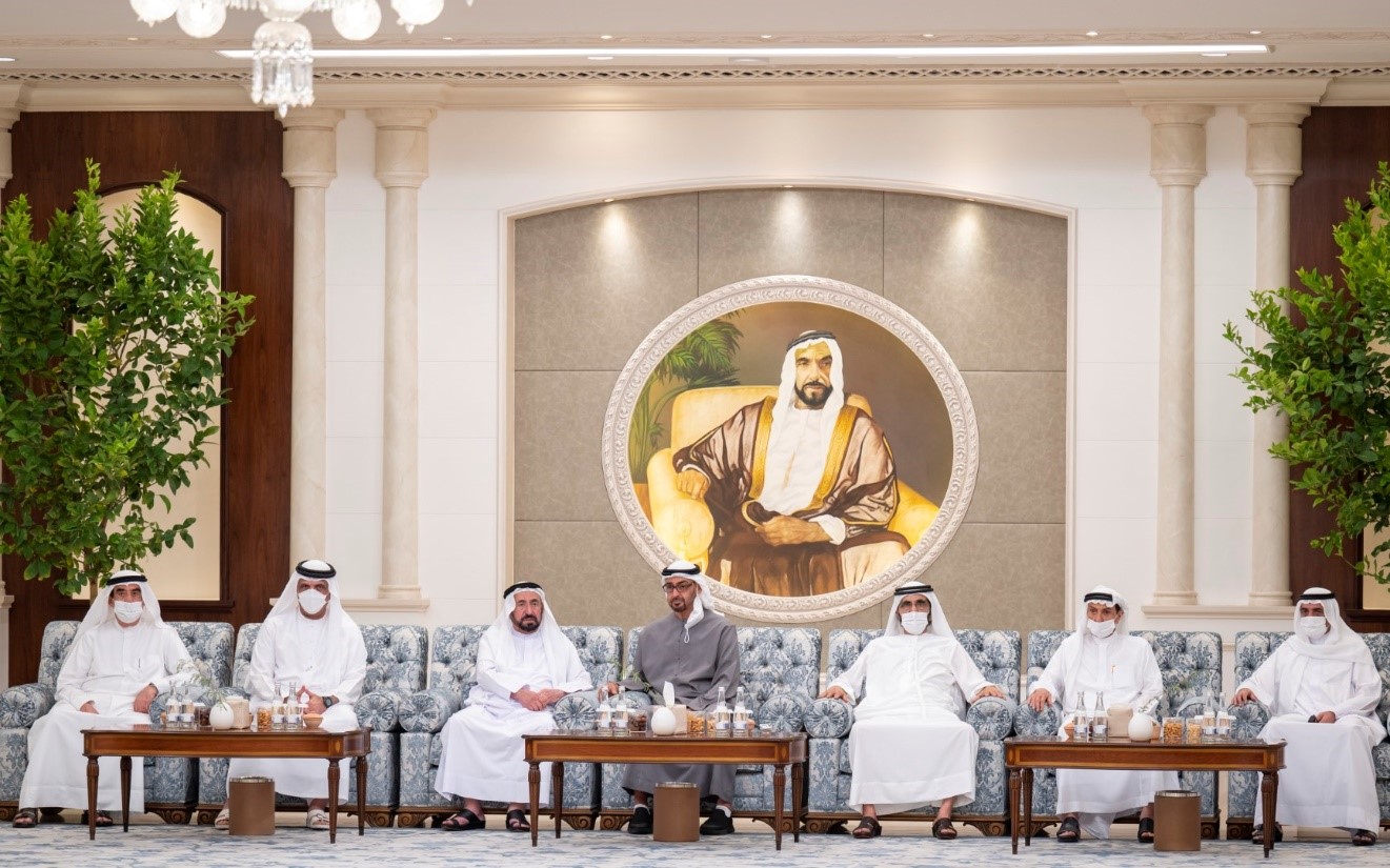 Mohamed bin Zayed accepts condolences of Mohammed bin Rashid, Rulers on death of Sheikh Khalifa