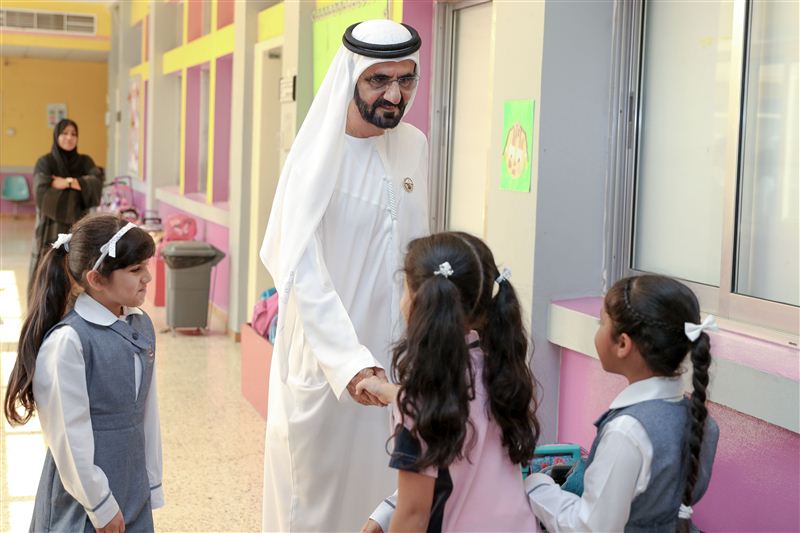 Mohammed bin Rashid gets briefed on educational process on first day of school
