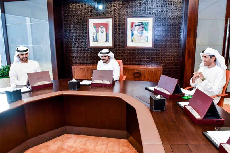 Hamdan bin Mohammed chairs Executive Council meeting, approves series of economic stimulus