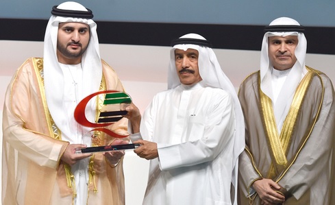 Maktoum bin Mohammed honors Business Excellence Award winners