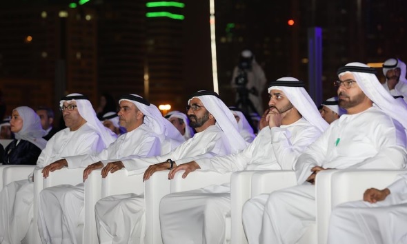 Mohammed bin Rashid attends "Government Innovations" ceremony and honors winners of "Afkari" competition