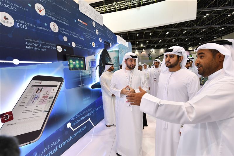 Maktoum bin Mohammed visits AD Police's pavilion at GITEX