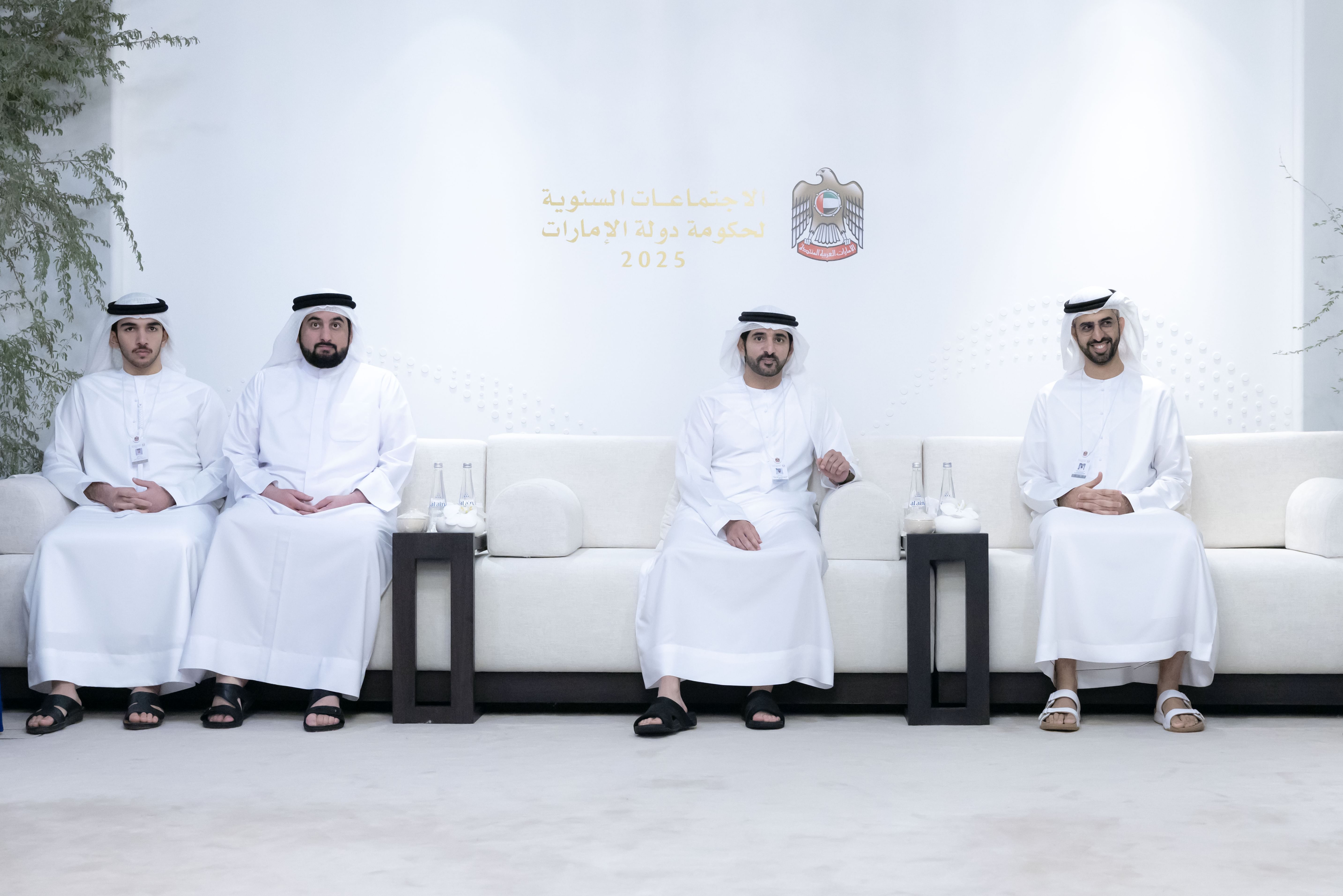 Hamdan bin Mohammed meets with Chief AI Officers of government entities