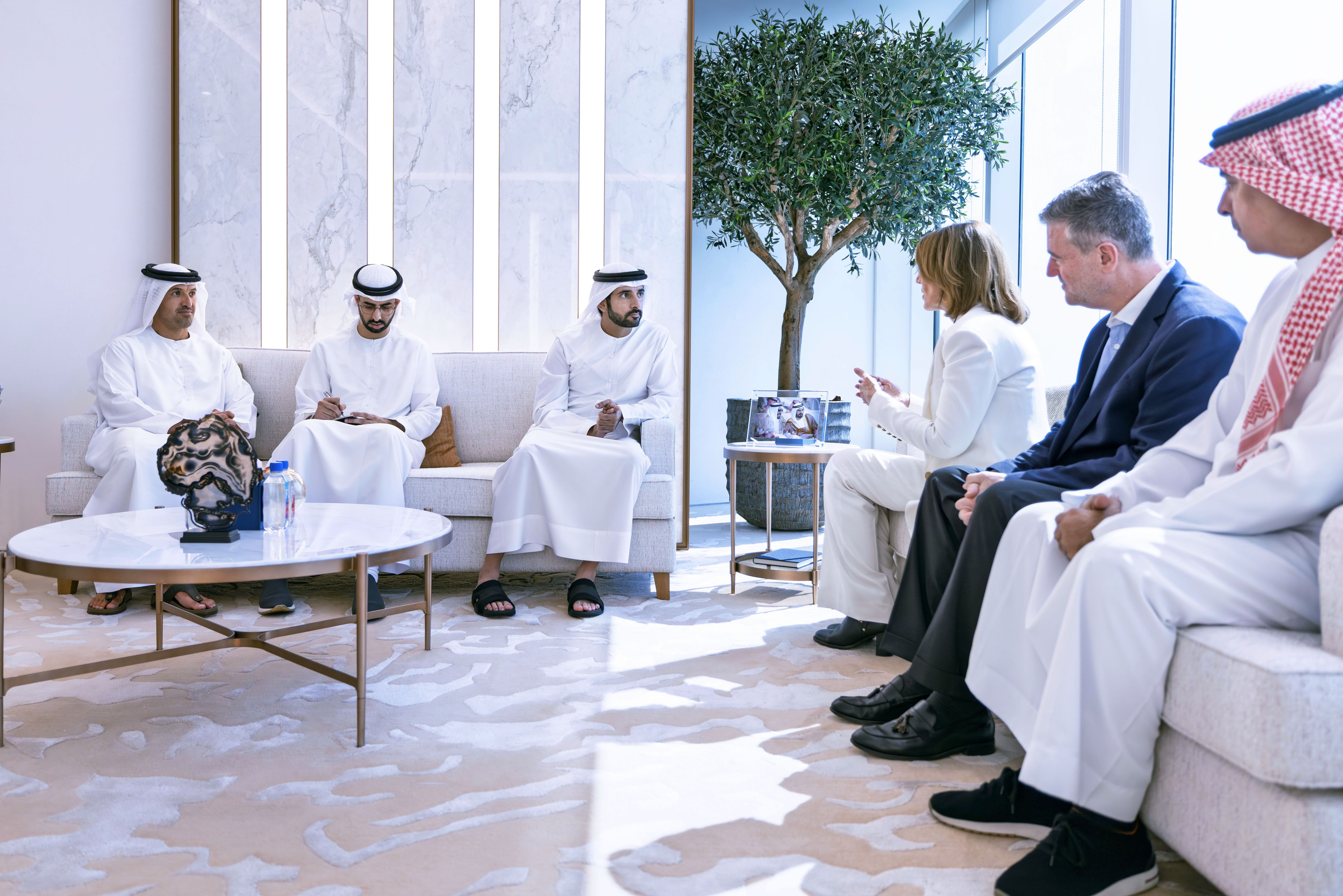 Hamdan bin Mohammed meets with Ruth Porat, President of Google