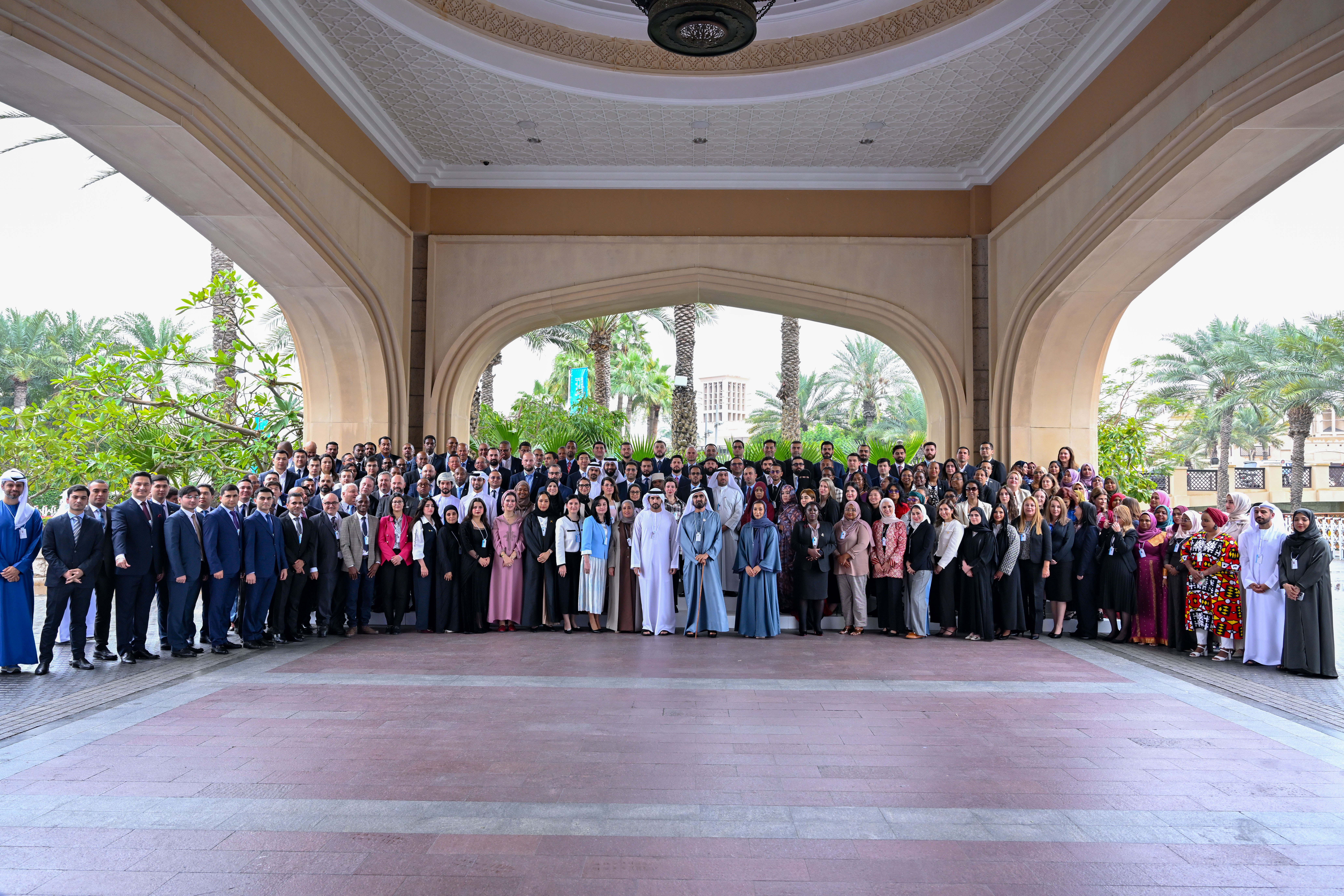 Mohammed bin Rashid attends graduation of first cohorts of Global Government Leaders Programme