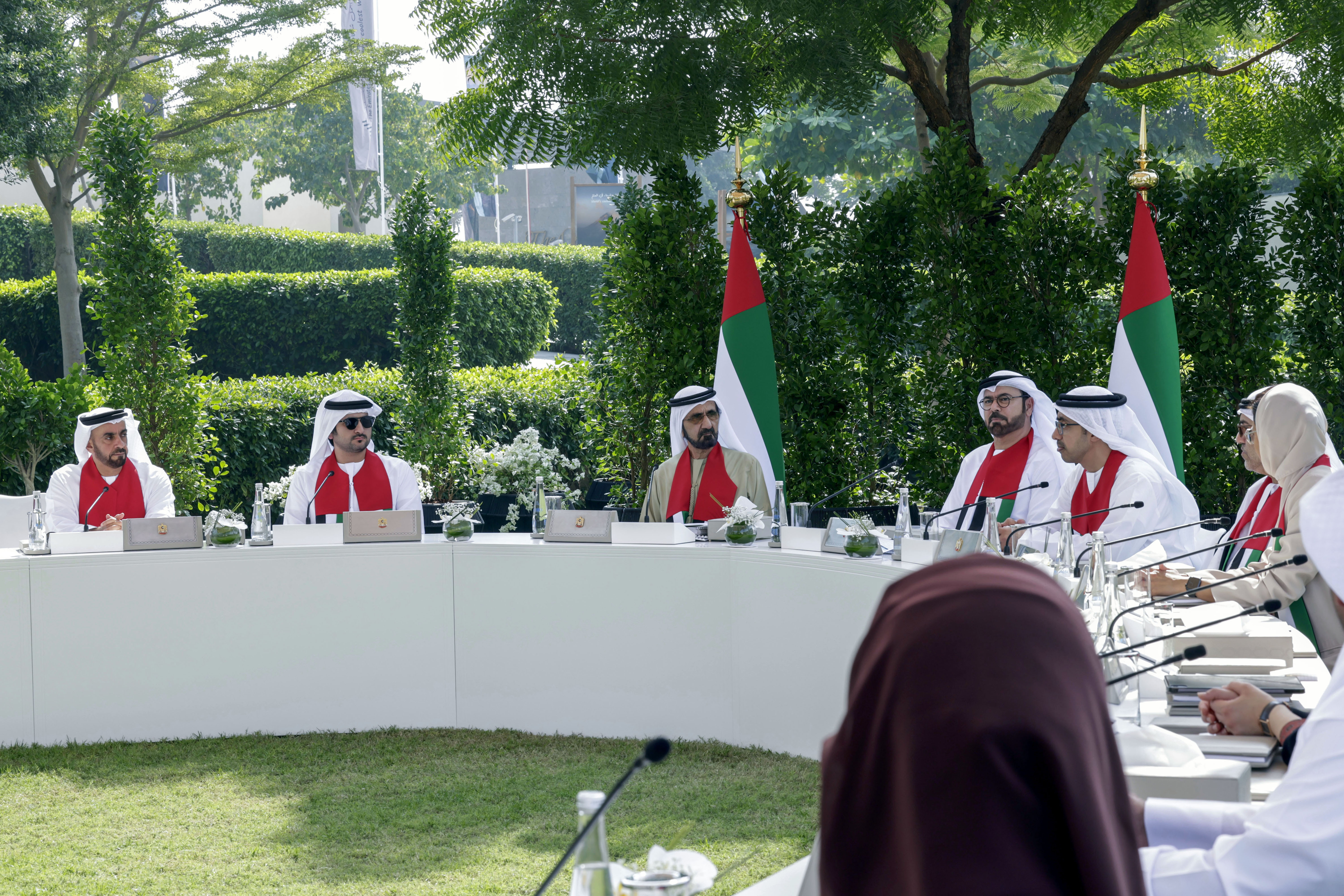 MOHAMMED BIN RASHID CHAIRS UAE CABINET MEETING AND APPROVES INTEGRATED PLATFORM FOR INVESTMENT IN VITAL SECTORS