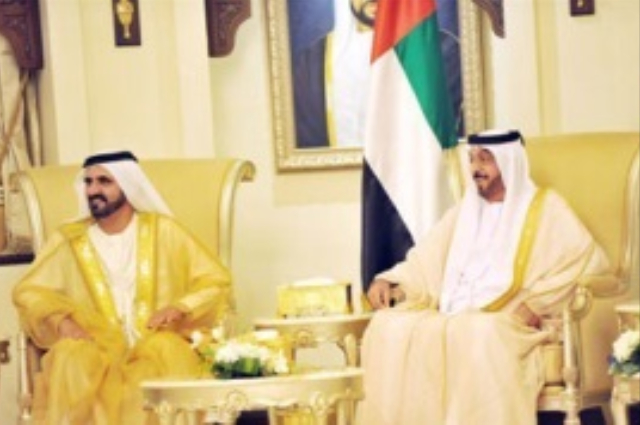 محمد بن راشد يقوم بزيارة تفقدية لمعرض الصحة العربي