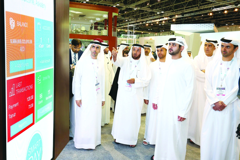 Maktoum bin Mohammed praises smart payment at Dubai Land Department's pavilion