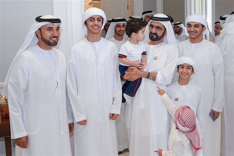 Mohammed bin Rashid attends lunch banquet hosted by Sultan bin Ali Al Sabousi