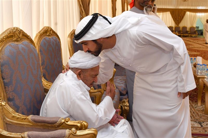 Hamdan bin Mohammed offers condolences to Al Mazrouei and Al Dhuhouri