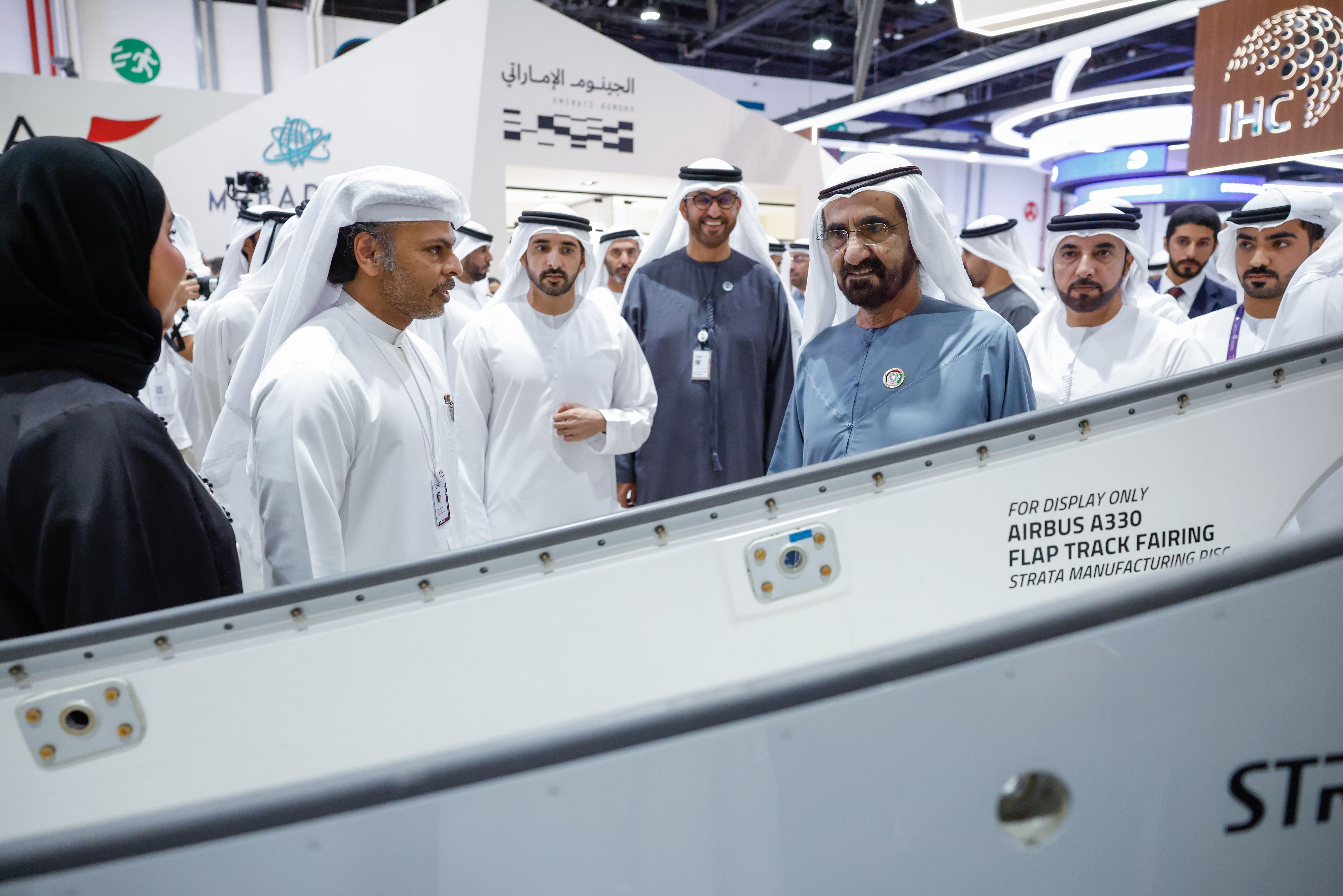 محمد بن راشد: "الإمارات لا تنتظر المستقبل بل تصنعه الآن بأفكار وسواعد أبنائها ومؤسساتها الوطنية الطموحة "