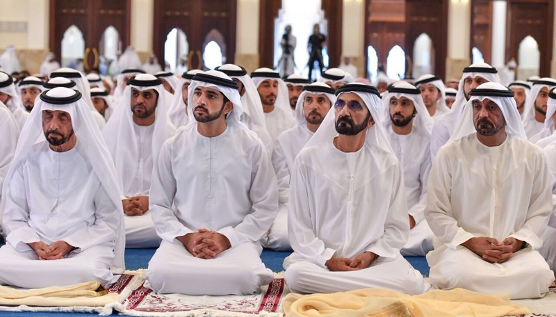 Mohammed bin Rashid performs Eid Prayer