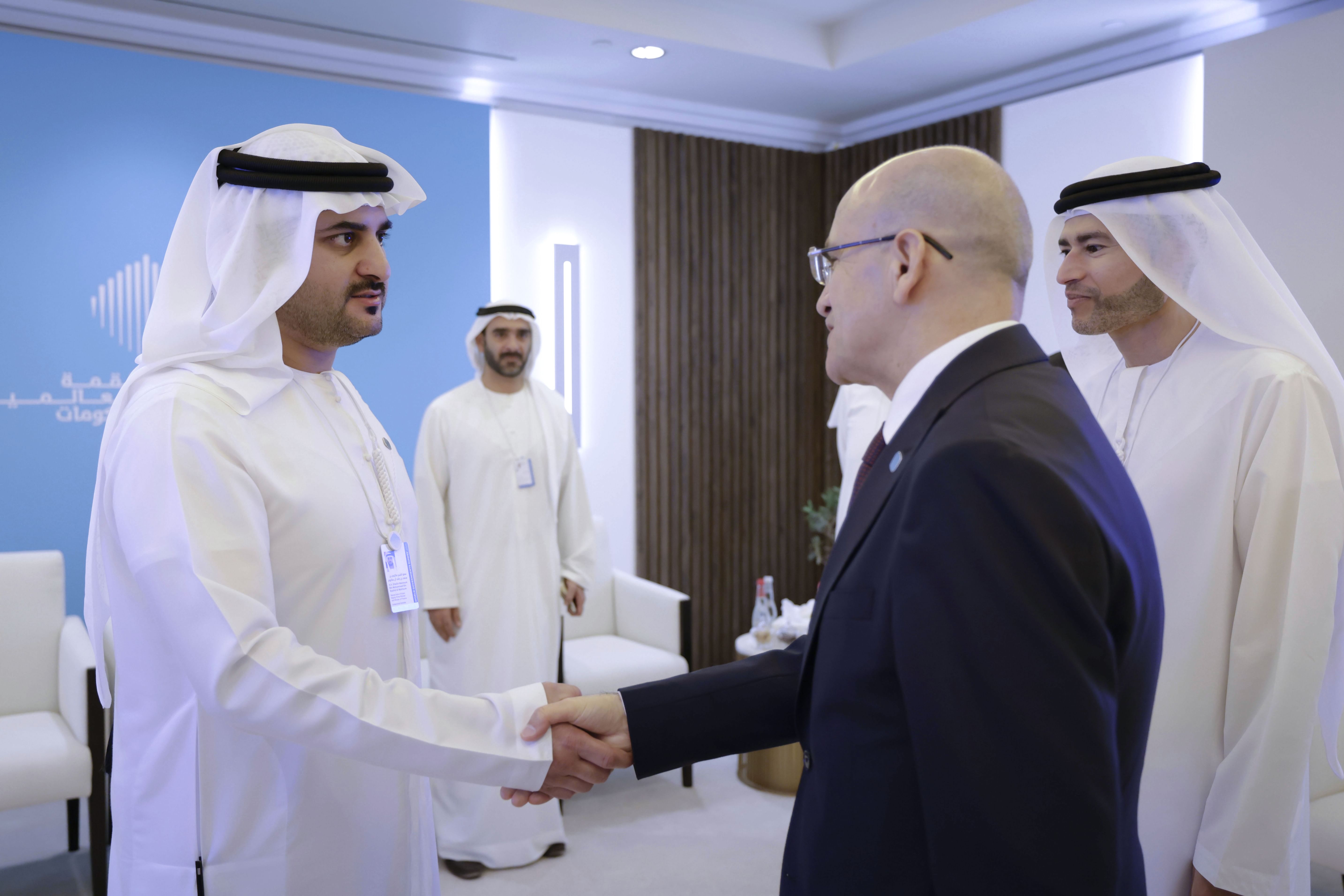 Maktoum bin Mohammed meets with Minister of Treasury of Türkiye