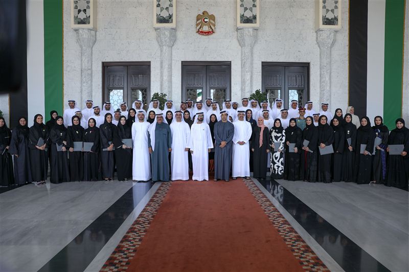 Mohammed bin Rashid attends graduation of 1st generation CHPOs in federal and local government entities