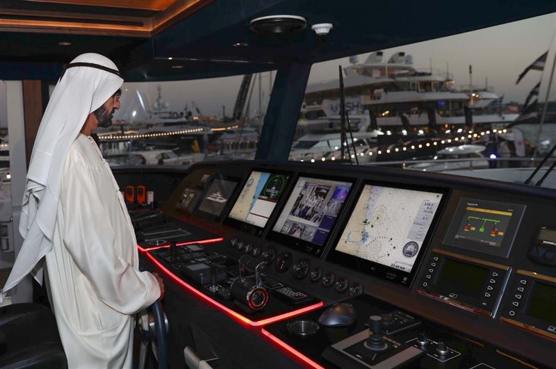 Mohammed bin Rashid visits Dubai International Boat Show