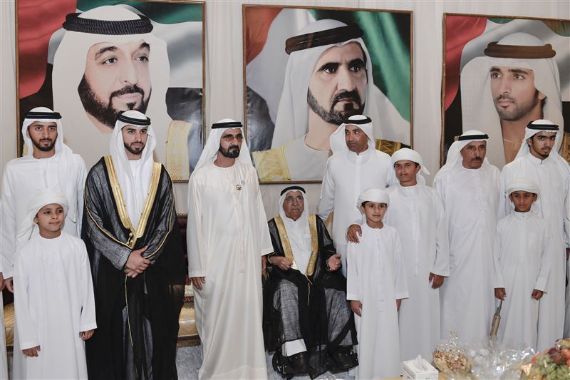 Mohammed bin Rashid attends weddings of Al Marri and Al Ghaith