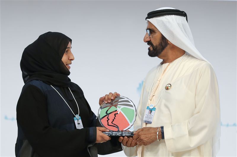 Mohammed bin Rashid grants Emirates Innovative Teacher Award to Mariam Al Zeyoudi