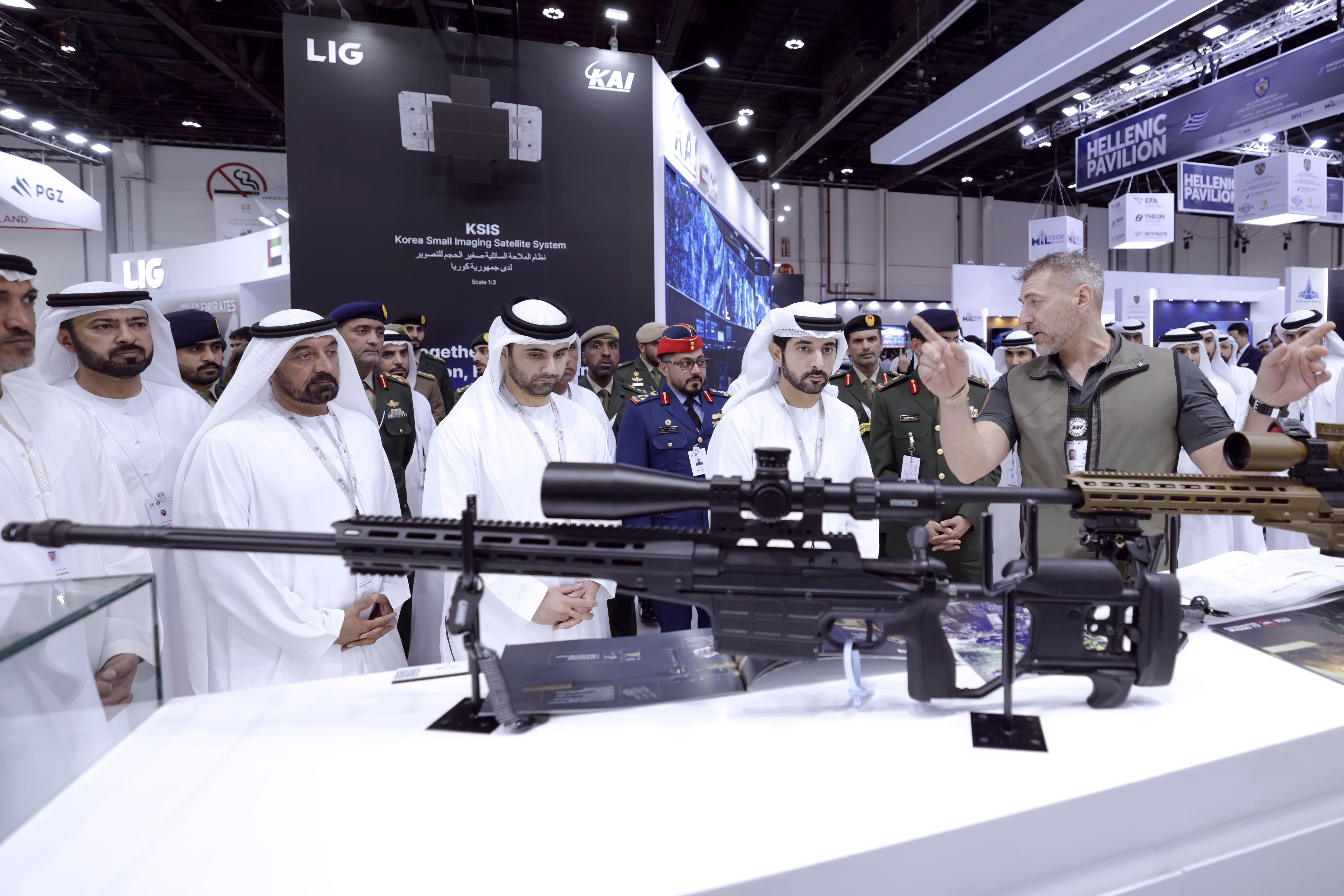 Hamdan bin Mohammed reaffirms leadership’s vision to develop strategic sectors during visit to IDEX