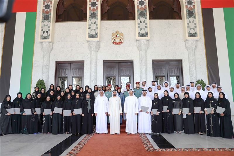 Mohammed bin Rashid honors second batch of Chief Happiness and Positivity Officers graduates 