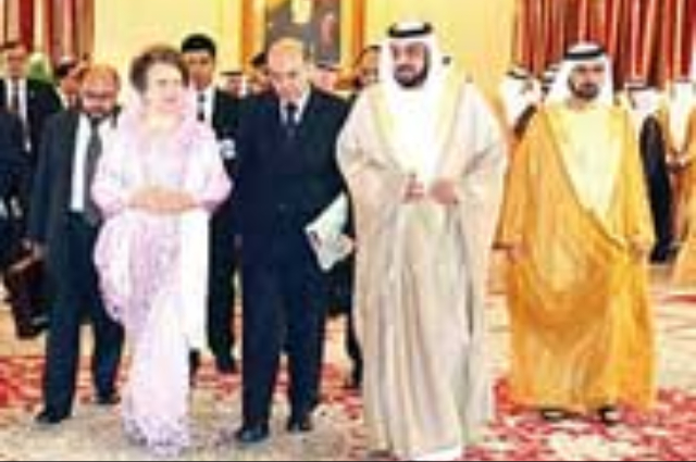 محمد بن راشد يترأس اجتماع مجلس الوزراء  