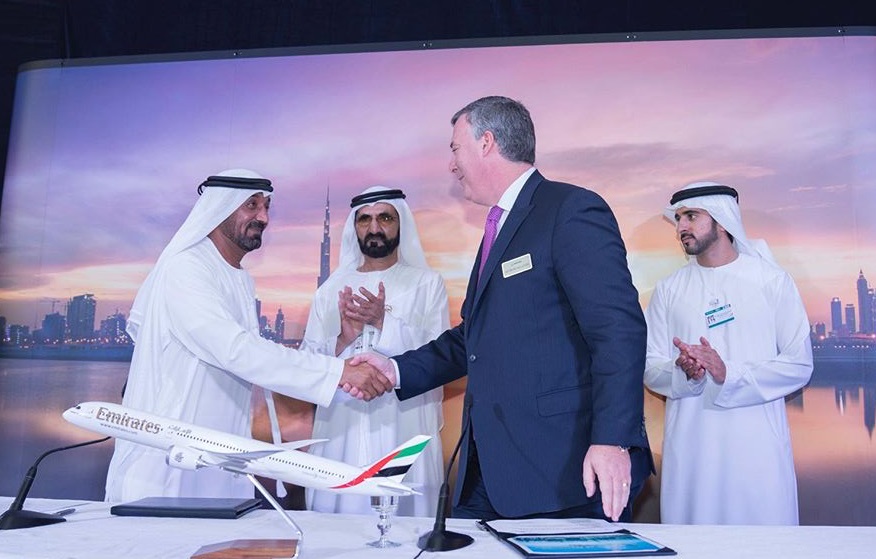 Mohammed bin Rashid attends Emirate Airlines signing of agreement to purchase 40 Boeing 787 Airplanes 