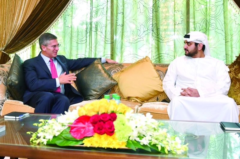 Maktoum bin Mohammed receives PWC Chairman