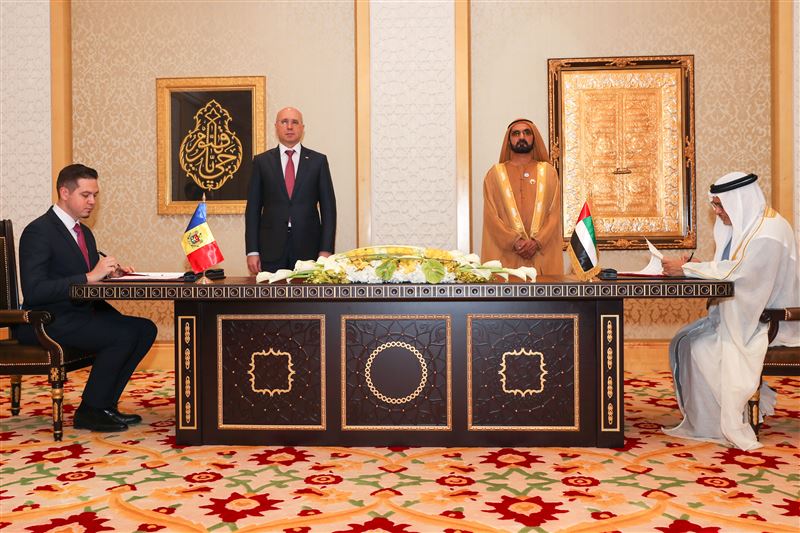 Mohammed bin Rashid receives Moldavian Prime Minister 