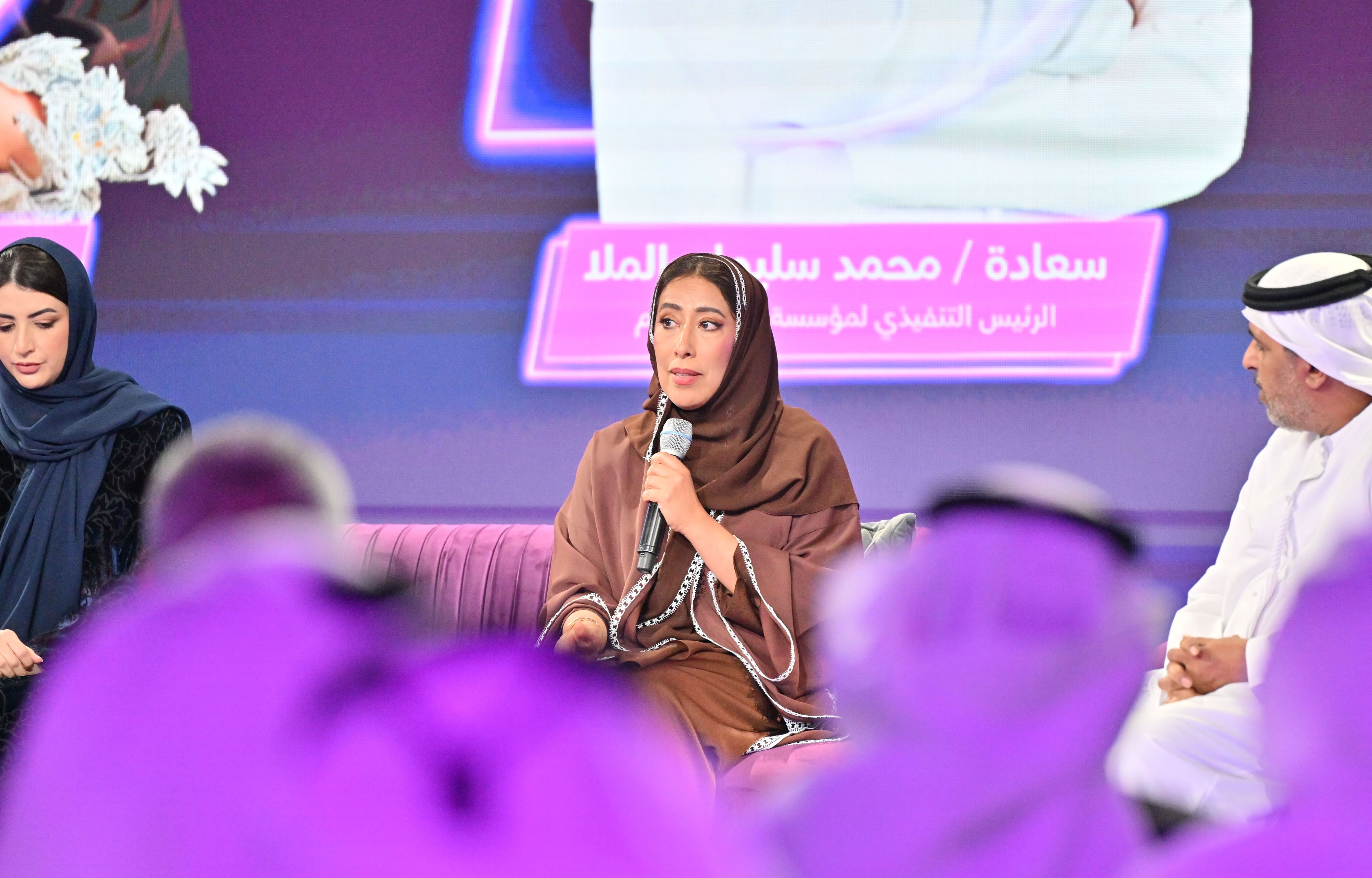بتوجيهات أحمد بن محمد.. "دبي للإعلام" تطلق "دبي+" منصة رقمية جديدة بمحتوى هادف يناسب جميع أفراد العائلة