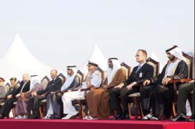 محمد بن راشد في مقدمة مستقبلي أنجاله أبطال "الآسياد"