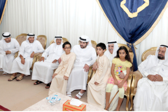 محمد بن راشد يستقبل الرئيس الاميركي الاسبق جيمي كارتر