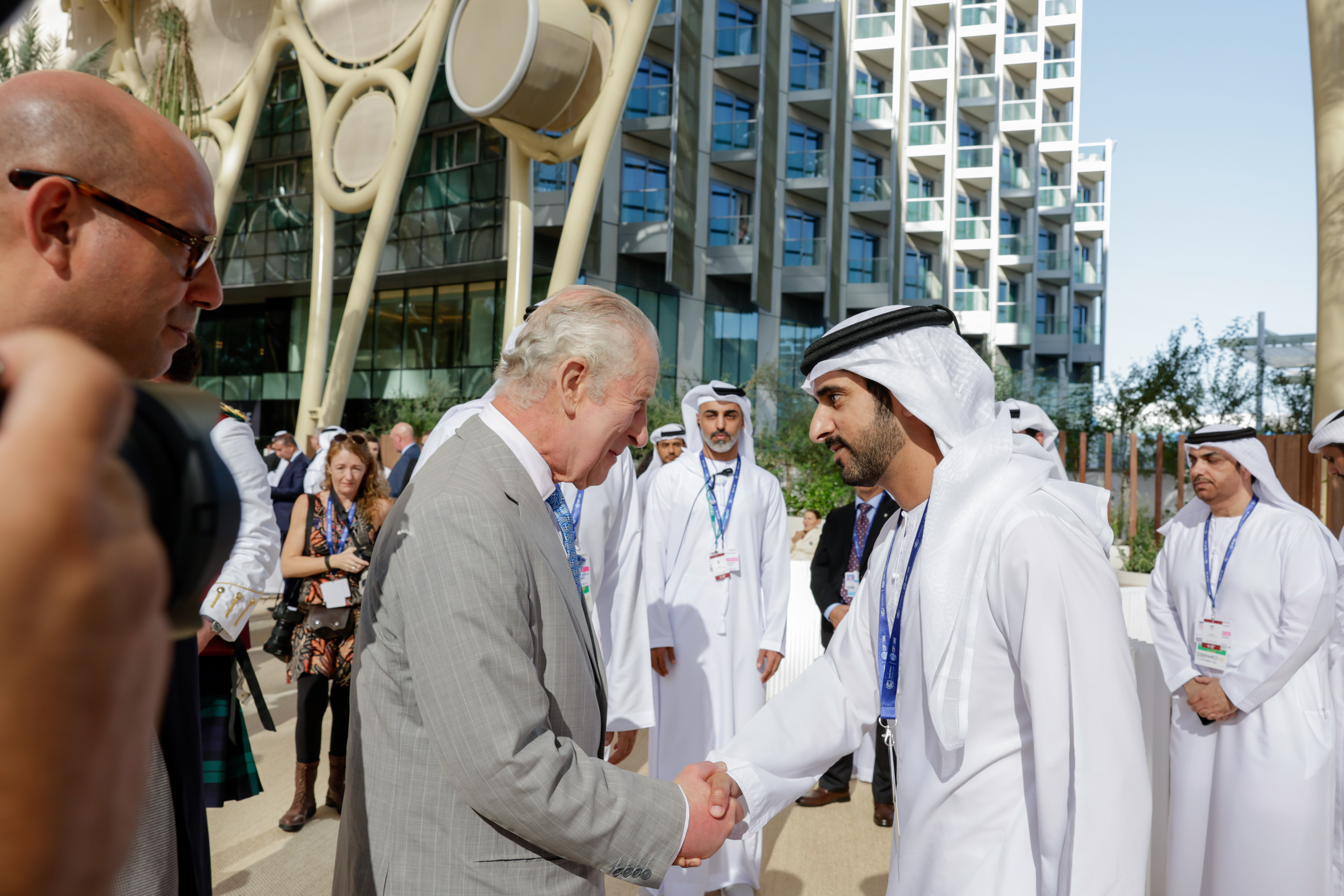 Hamdan bin Mohammed meets with King Charles III on the sidelines of COP28 in Dubai
