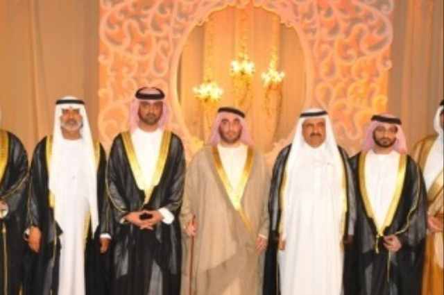 مكتوم بن محمد يحضر أفراح الأنصاري واليعقوبي والسويدي