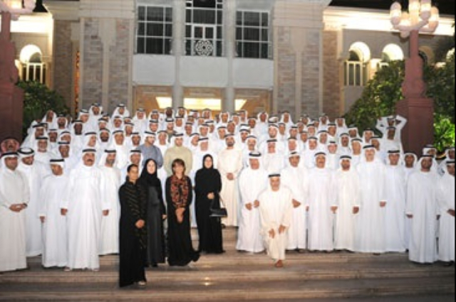 محمد بن راشد يحضر حفل زفاف نجل القائد العام لشرطة دبي 
