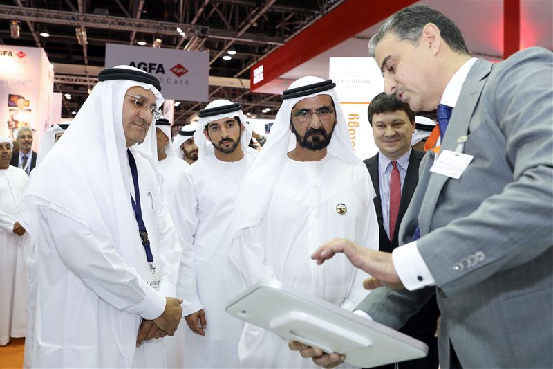 Mohammed bin Rashid visits Arab Health Exhibition 2017