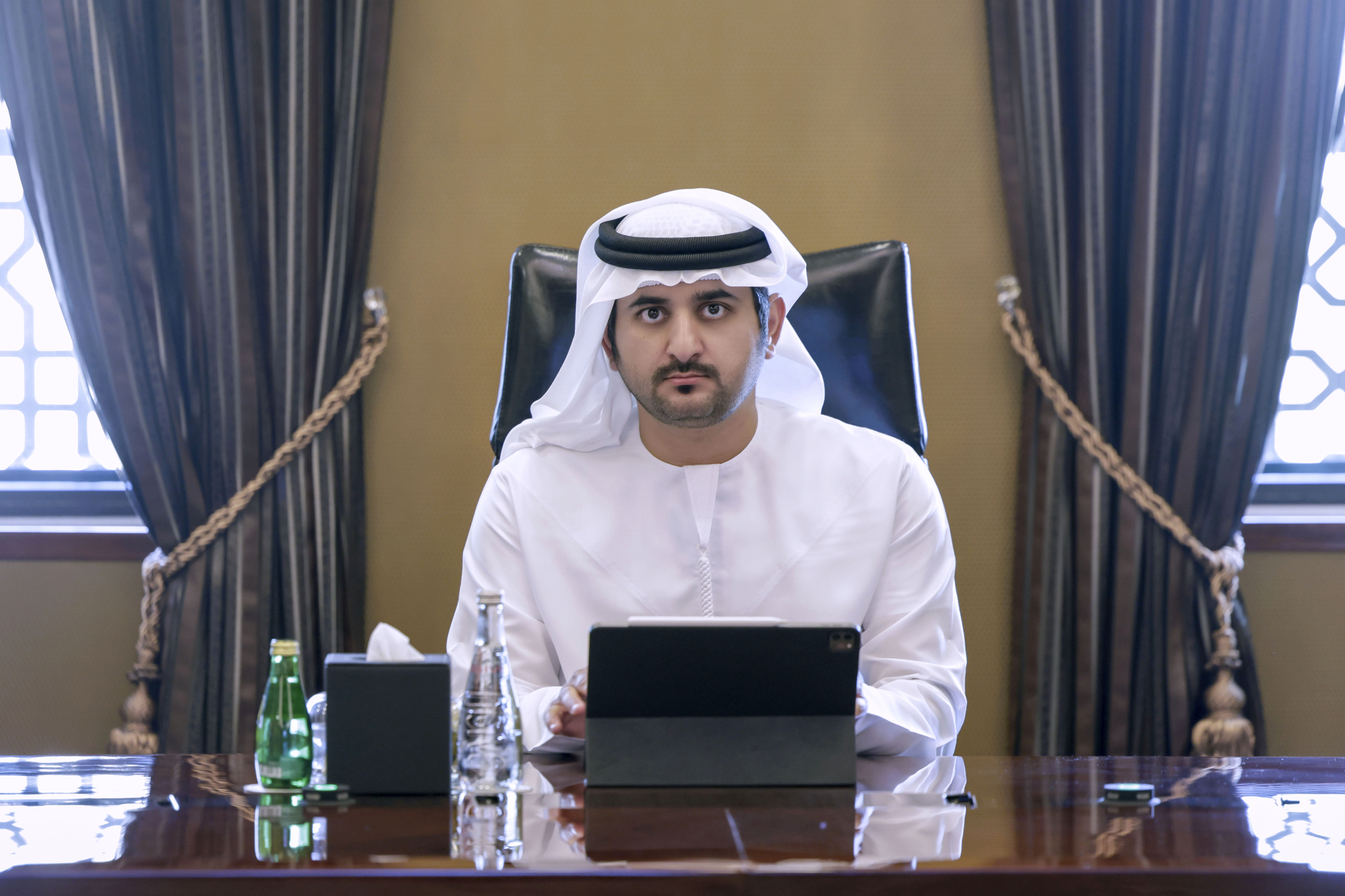 Maktoum bin Mohammed chairs meeting of Dubai Judicial Council