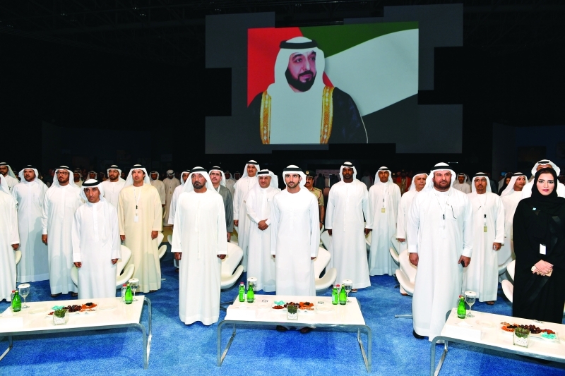 Hamdan bin Mohammed meets Dubai Government officials and launches “leadership index for government services”