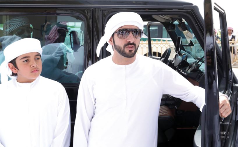 Hamdan bin Mohammed attends Al Marmoum closing festival for camel races