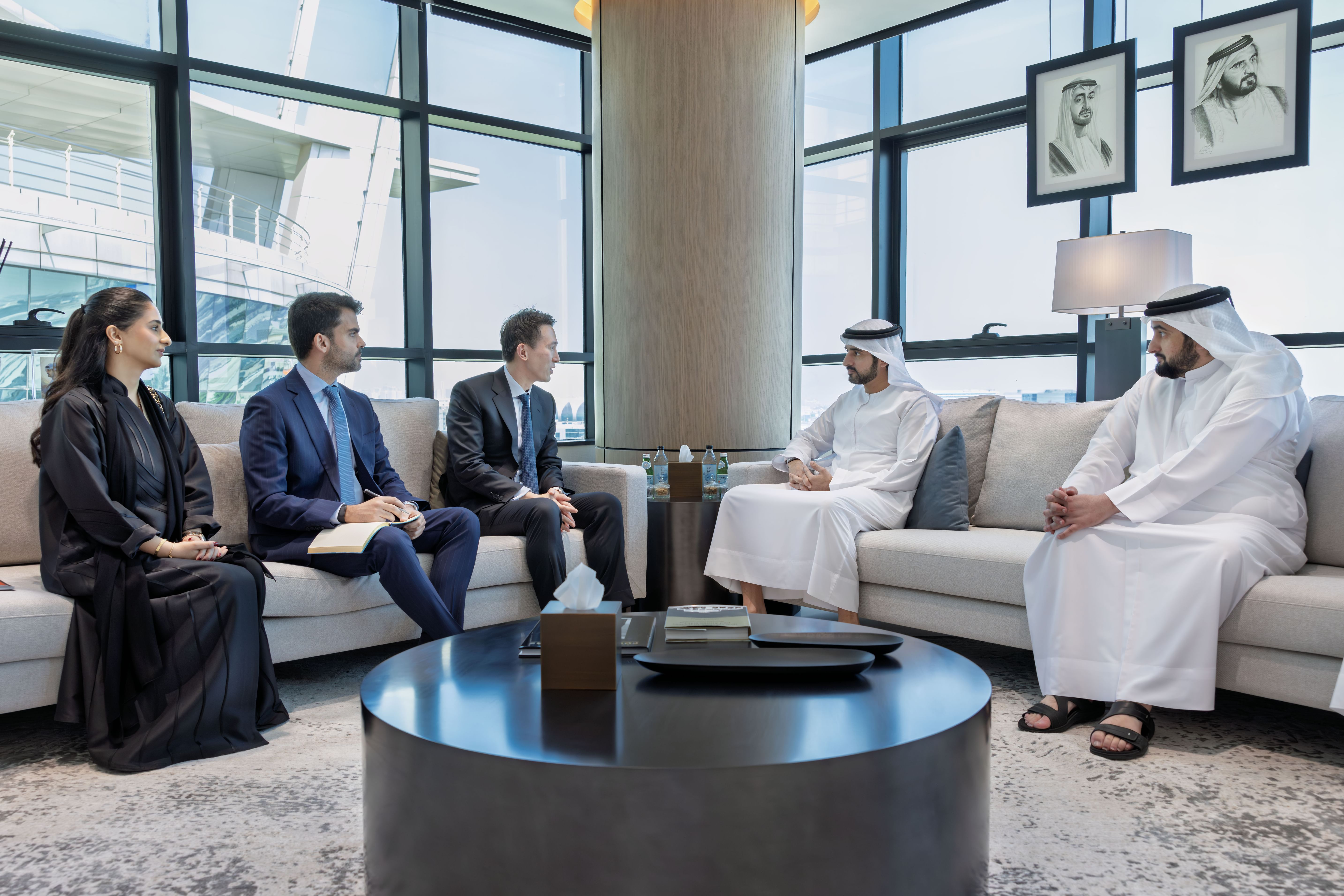 Hamdan bin Mohammed meets with CEO of TikTok