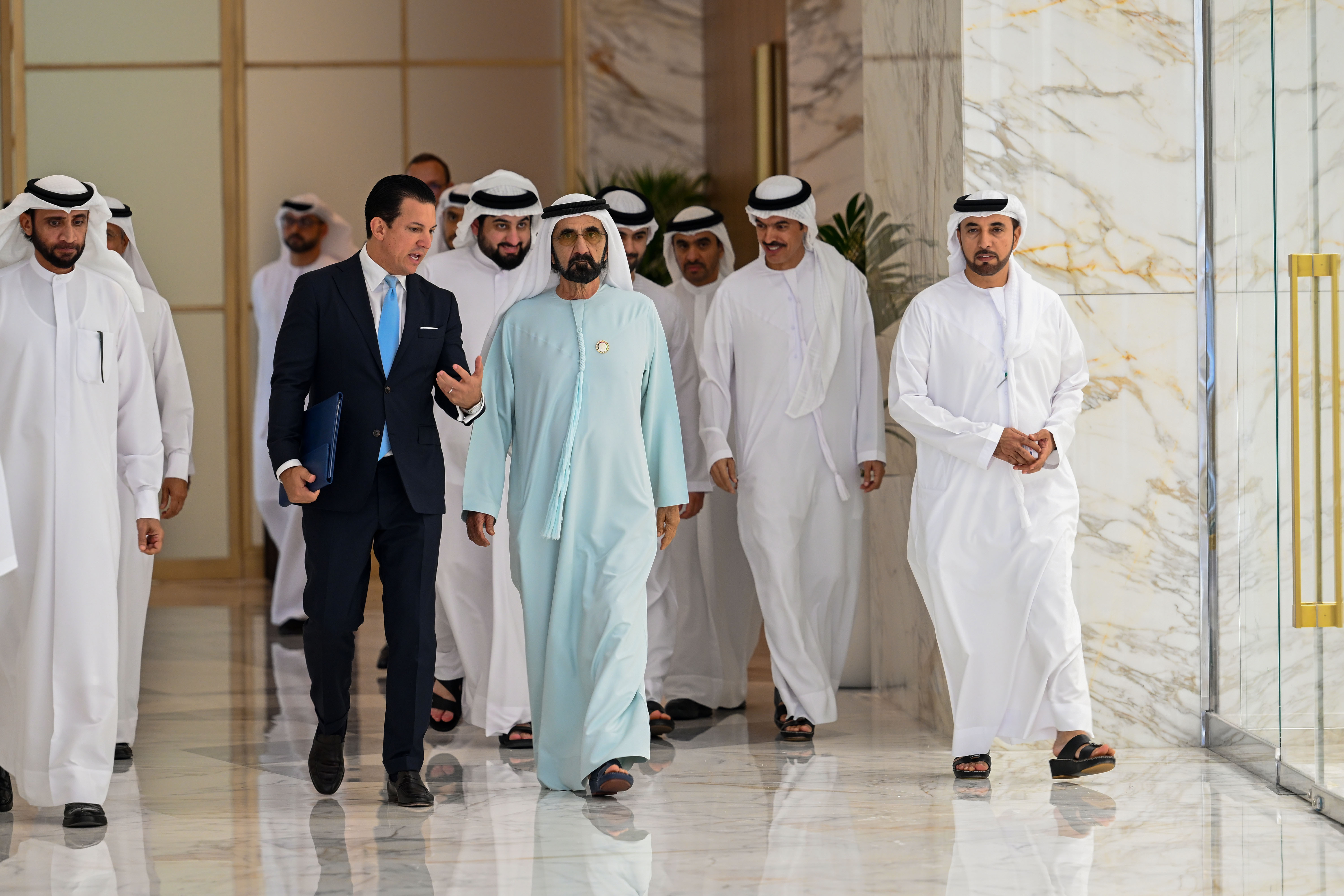 Mohammed bin Rashid visits Atlantis The Royal